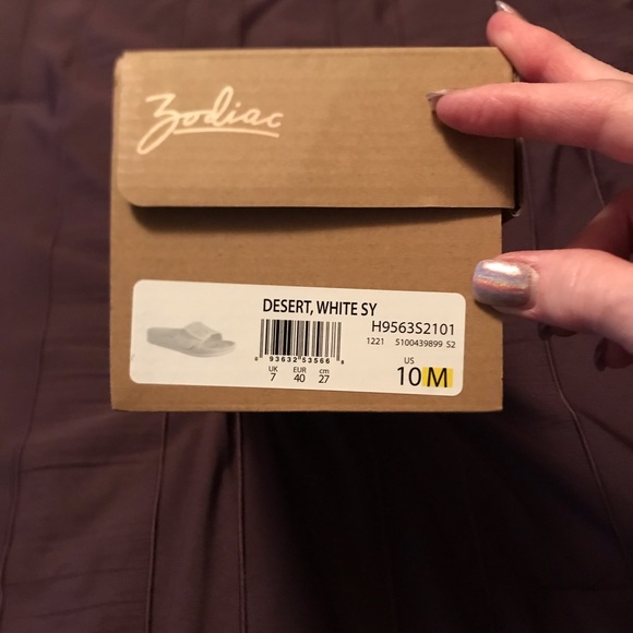 White summer slides - Picture 5 of 8